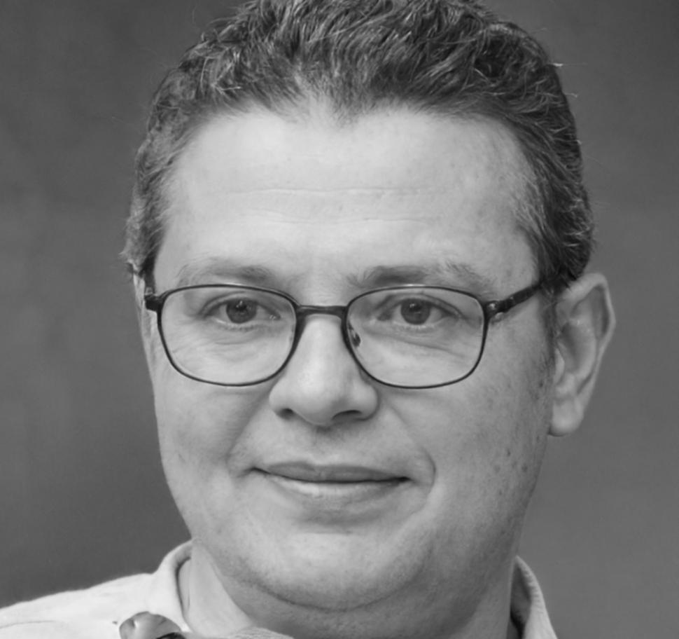 Portrait de Vincent Moreau, expert en analyse financière